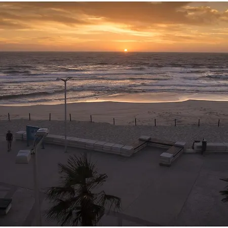 Deluxe * فورادورو